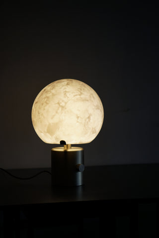 Larina moon Accent Lamp⎪滿月雲石桌燈