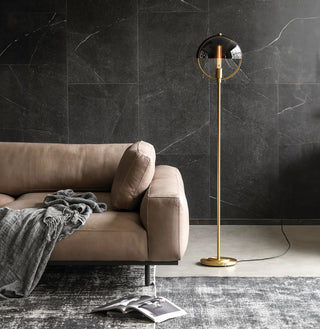 立燈 Floor Lamp